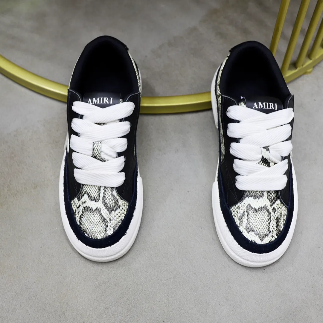 Men's men's shoes 💰540💰🔥🔥🔥 Couple style Amiri2024 new sports and casual shoes, casual, fashionable and versatile flat-soled moral training shoes. Classic color combination + perfect shoe shape, Amiri’s classic Logo star makes you and I fall in love. Imported cow suede leather makes the shoes more high-end. Recommended by major celebrities, bloggers and internet celebrities.   Color: black, off-white, blue, pink, red. Size: Women’s 35-40 (41 is custom-made and non-returnable) Men’s 38-44 (45 and 46 are custom-made and non-refundable)